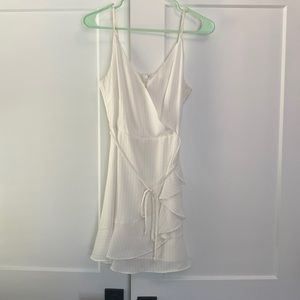 Women’s White Dress